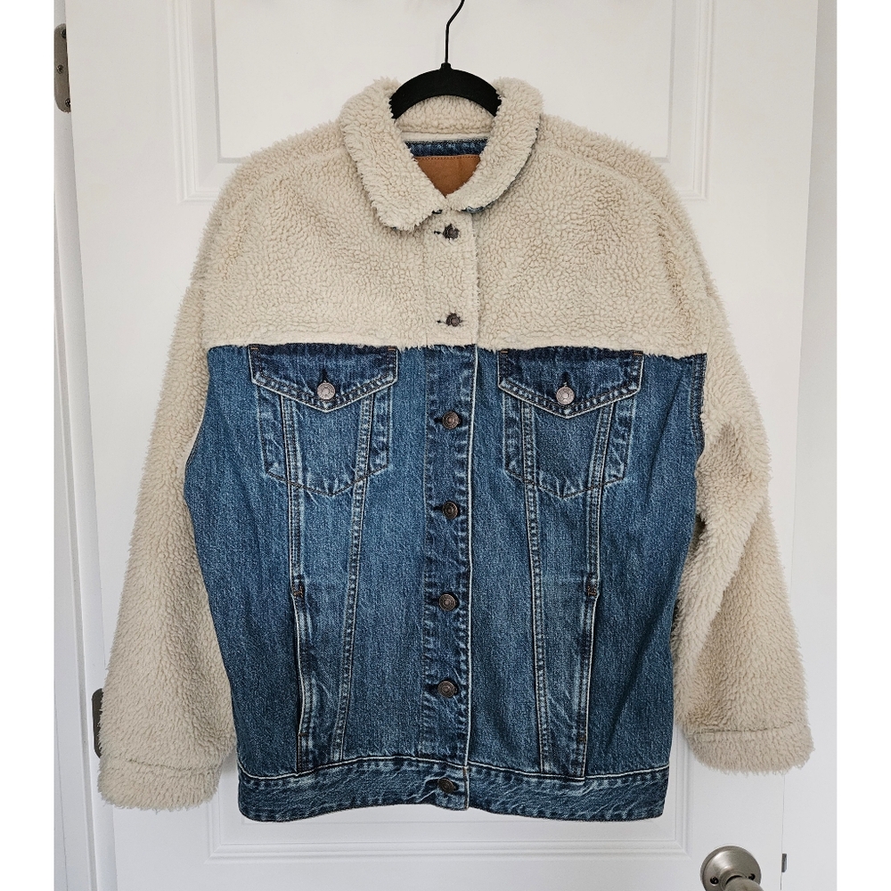 American Eagle S Cream Sherpa Denim Jacket - Picture 3 of 11